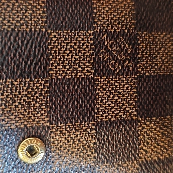 ✨️AUTHENTIC✨️ Louis Vuitton Ebene Damier Kiss Wallet - Picture 11 of 16
